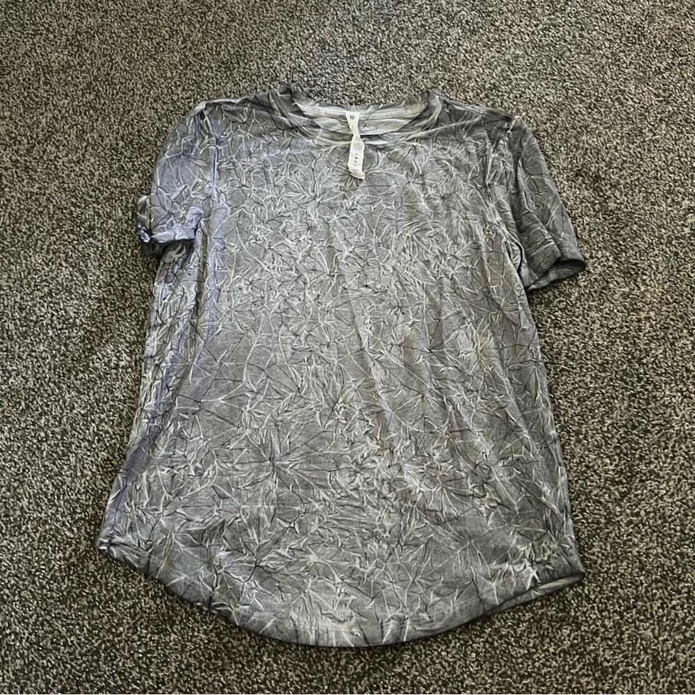 Lululemon Love Crew T-Shirt Summit Wash Graphite Grey - Picture 3 of 5